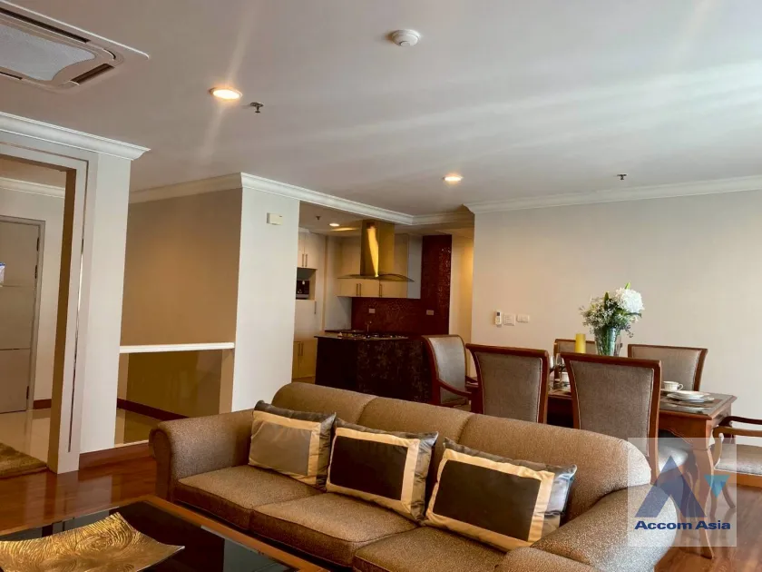 unitPet friendly |  3 Bedrooms  Apartment For Rent in Sukhumvit, Bangkok  near MRT Sukhumvit - BTS Asok (19708)