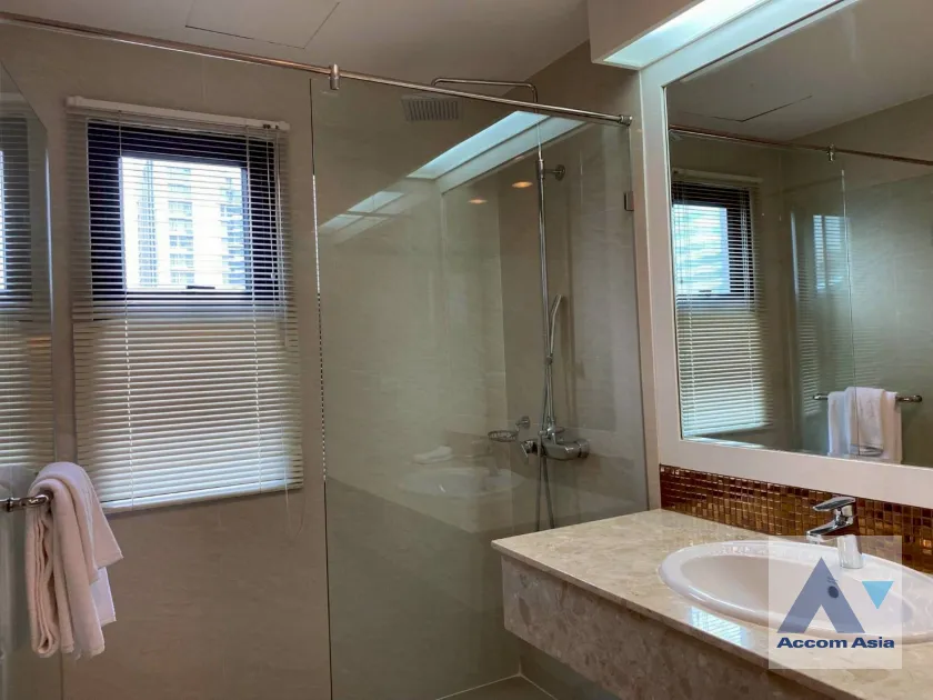 19  3 br Apartment For Rent in Sukhumvit ,Bangkok MRT Sukhumvit - BTS Asok at Perfect Apartment for Big Family, Prime Location Near Main Street 19708