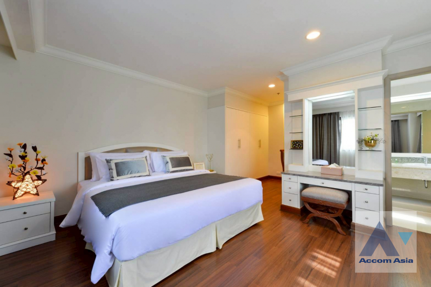 10  3 br Apartment For Rent in Sukhumvit ,Bangkok MRT Sukhumvit - BTS Asok at Perfect Apartment for Big Family, Prime Location Near Main Street 19708