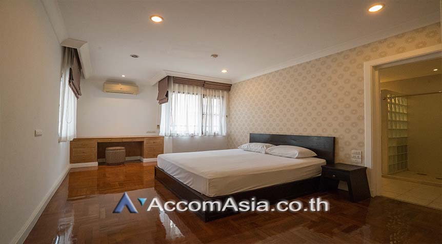 12  3 br Apartment For Rent in Sukhumvit ,Bangkok BTS Phrom Phong at 10 Mins from BTS with Shuttle Bus Service 19762