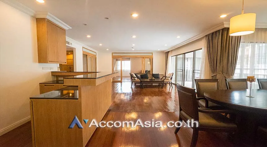 unitBig Balcony, Pet friendly |  3 Bedrooms  Apartment For Rent in Sukhumvit, Bangkok  near BTS Phrom Phong (19762)
