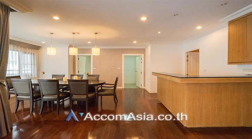 unitBig Balcony, Pet friendly |  3 Bedrooms  Apartment For Rent in Sukhumvit, Bangkok  near BTS Phrom Phong (19762)