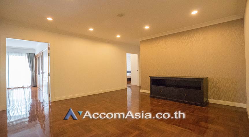 10  3 br Apartment For Rent in Sukhumvit ,Bangkok BTS Phrom Phong at 10 Mins from BTS with Shuttle Bus Service 19762