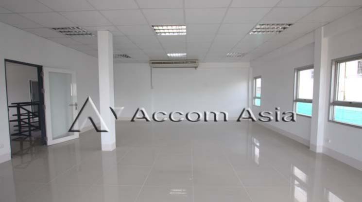  1  4 br House for rent and sale in Sukhumvit ,Bangkok BTS Phra khanong 8001301