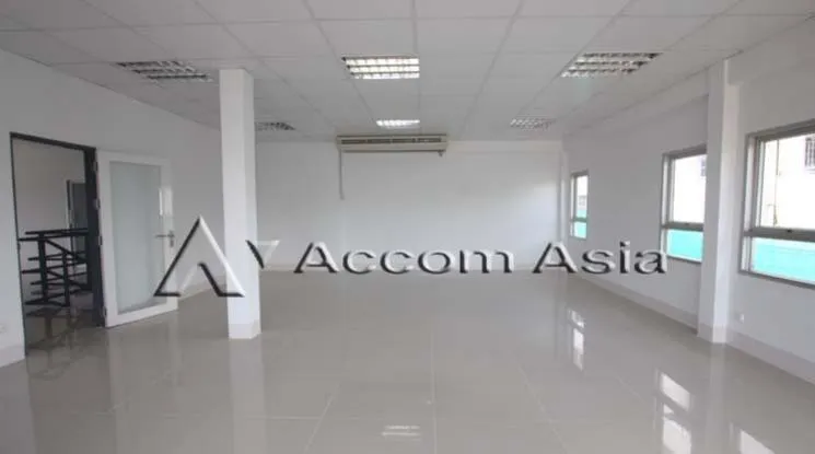  1  4 br House for rent and sale in Sukhumvit ,Bangkok BTS Phra khanong 8001301