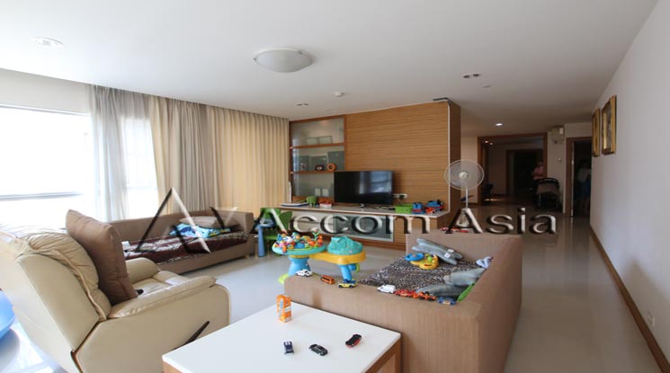  2  3 br Apartment For Rent in Sukhumvit ,Bangkok BTS Phrom Phong at High rise building 19889