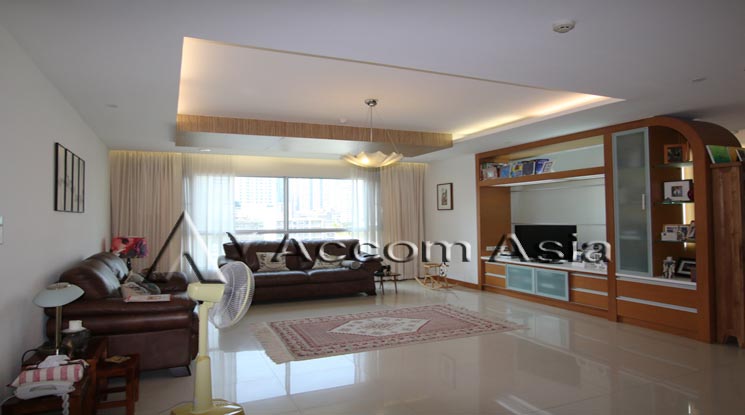  2  4 br Apartment For Rent in Sukhumvit ,Bangkok BTS Phrom Phong at High rise building 19890