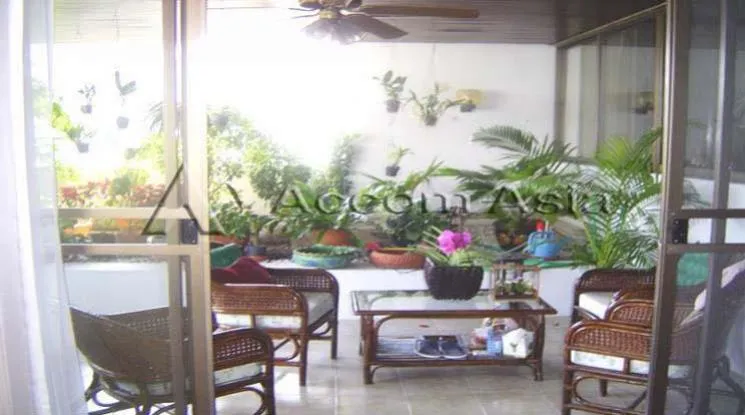 unitHuge Terrace, Pet friendly |  3 Bedrooms  Apartment For Rent in Sukhumvit, Bangkok  near BTS Phrom Phong (1006601)